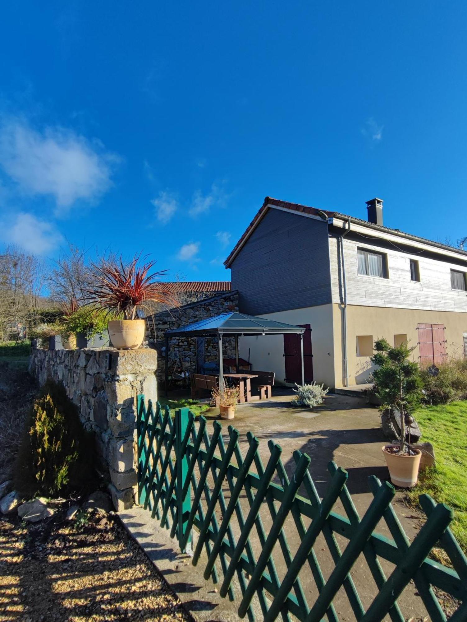 Maison Entre Campagne Et Foret